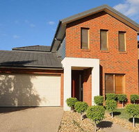 Pampas Grass Homestay A - Accommodation Burleigh