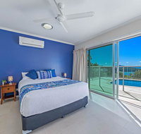 Panoramic Island Views - Shute Harbour - Accommodation Burleigh