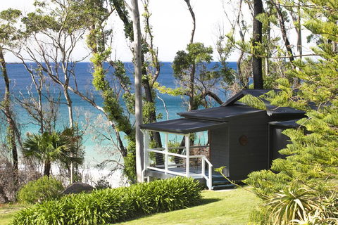 Pebbly Beach Escape - Accommodation Burleigh 1
