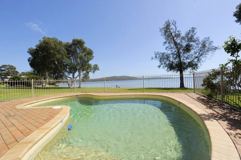 Pelican Sands Unit 4 - Soldiers Point - Accommodation Burleigh 0