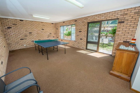 Pet Friendly Lentara St 8 - Fingal Bay - Accommodation Burleigh 3