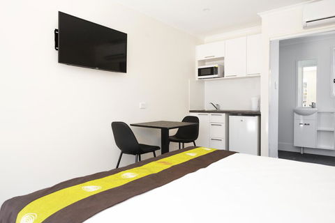 Petrie Mill Motel - Accommodation Burleigh 2