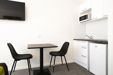 Petrie Mill Motel - Accommodation Burleigh 3