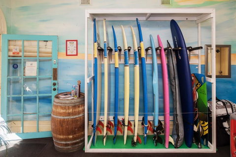 Pirates Backpackers - Accommodation Burleigh 1