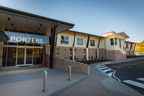 Porter's Plainland Hotel - Accommodation Burleigh 0