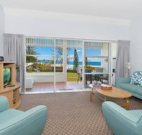 Quarterdeck Unit 2 - Lennox Head - Accommodation Burleigh
