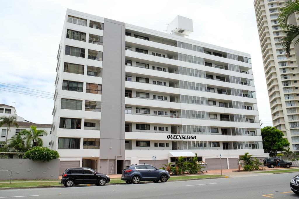 Broadbeach QLD Accommodation Burleigh