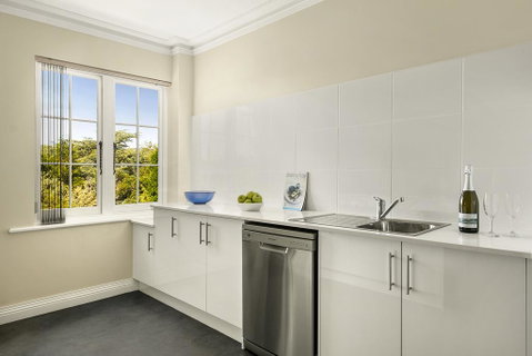 Quest Trinity House - Accommodation Burleigh 3