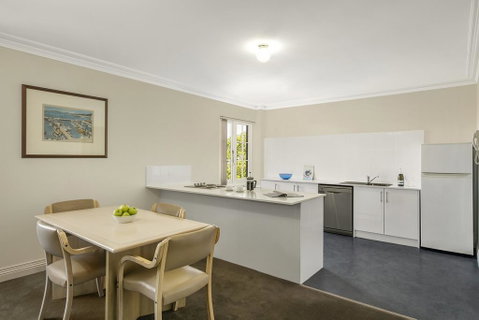 Quest Trinity House - Accommodation Burleigh 2