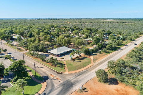 RAC Cable Beach Holiday Park - Accommodation Burleigh 2