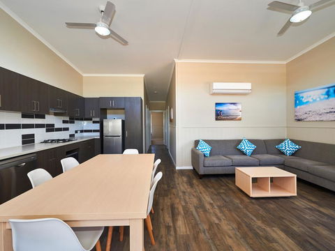 RAC Cervantes Holiday Park - Accommodation Burleigh 2