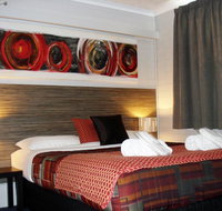 Raceview Motor Inn - Accommodation Burleigh