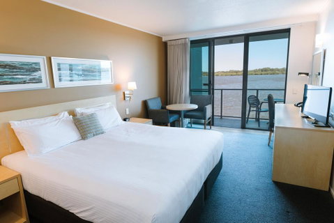 Ramada Hotel & Suites By Wyndham Ballina Byron - Accommodation Burleigh 2