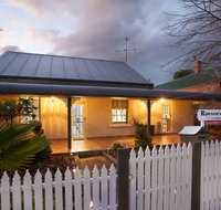 Rawson's Retreat - Five Bedroom Home - Walk CBD - Includes Breakfast - Accommodation Burleigh
