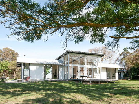 Red Hill Ridge - Accommodation Burleigh 2