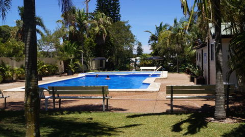 Redhead Beach Holiday Park - Accommodation Burleigh 0