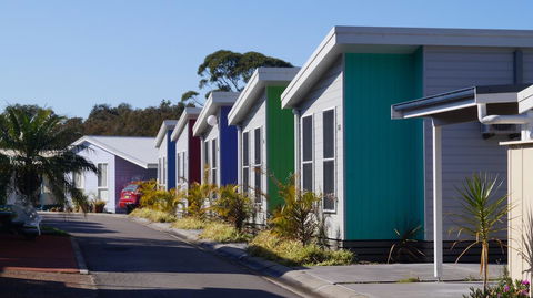 Redhead Beach Holiday Park - Accommodation Burleigh 2