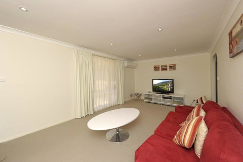 Reef Close, 1/2 - Accommodation Burleigh 3