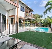 Reeflections Holiday Villas - Accommodation Burleigh
