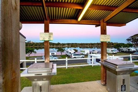 Reflections Holiday Parks Shaws Bay - Accommodation Burleigh 0