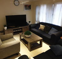 Retro Style Home Stay - Accommodation Burleigh