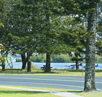 River Breeze 60 Wooli Street Yamba. Linen - Unlimited Wi-Fi Just listed. - Accommodation Burleigh