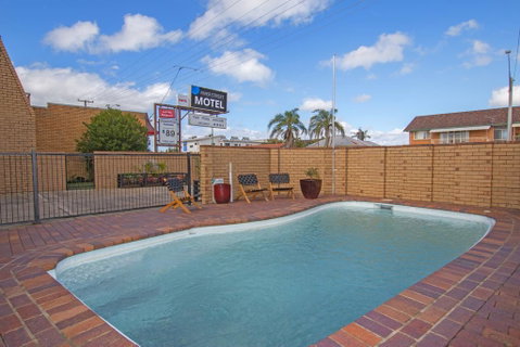River Street Motel - Accommodation Burleigh 0