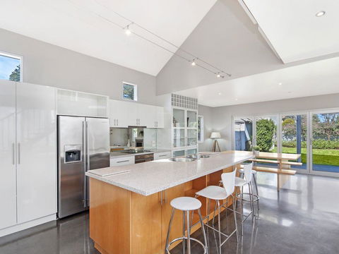 Riverend Regent - Accommodation Burleigh 0