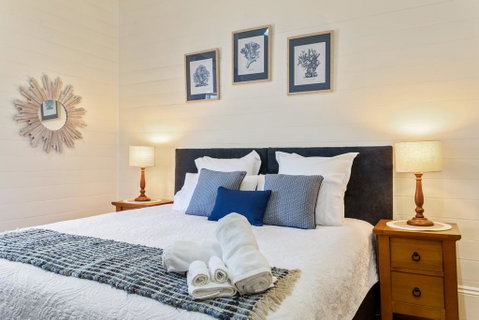 Riversleigh House - Accommodation Burleigh 3