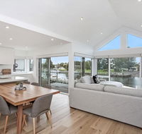 Robertson 6 - Accommodation Burleigh