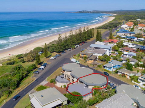 Romiaka 8 - Views Over The Pippi Beach - Accommodation Burleigh 0