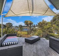 Rossleague House - Accommodation Burleigh