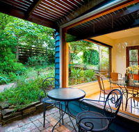 Rubys Garden Cottage - Accommodation Burleigh