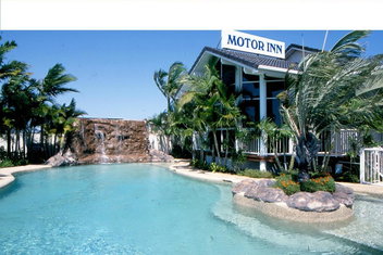 Runaway Bay Motor Inn with Accommodation Burleigh