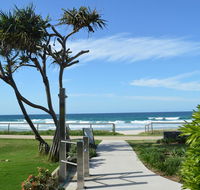 Sanctuary Beach Resort - Accommodation Burleigh