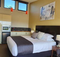 Sanctuary Hill Retreat - Accommodation Burleigh