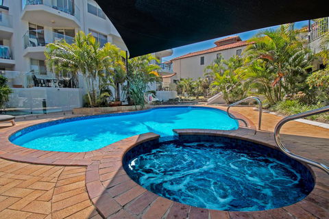 Sandcastles On Currumbin Beach - Accommodation Burleigh 1