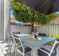 Sandcastles Unit 7 - Fingal Bay - Accommodation Burleigh