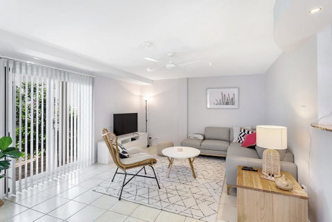 Sandcastles, 1/8 Ala Moana Way - Accommodation Burleigh 0