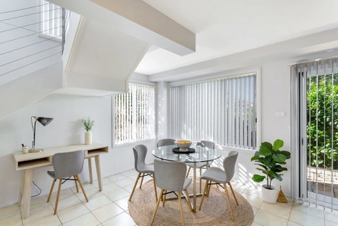 Sandcastles, 1/8 Ala Moana Way - Accommodation Burleigh 1