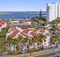 Santa Fe by the Broadwater - Accommodation Burleigh