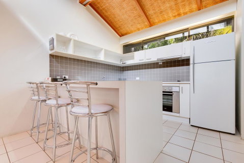 Sapphire Sea N Sand - Accommodation Burleigh 3