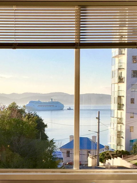Scarlett's By Salamanca - Accommodation Burleigh 3