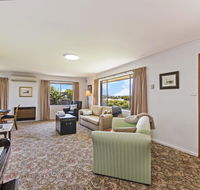 Scotshaven - Accommodation Burleigh