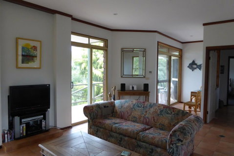 Sea Banksia - Accommodation Burleigh 1