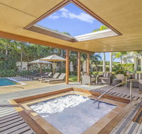SEA CULTURE 1110 - Accommodation Burleigh
