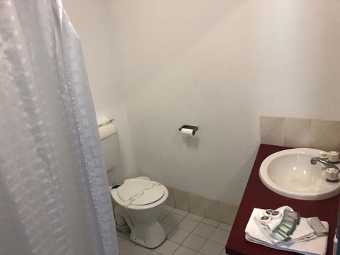 Seabreeze Beach Hotel - Accommodation Burleigh 2