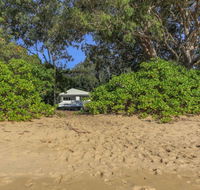 Seabreeze Beachfront - Clifton - Accommodation Burleigh