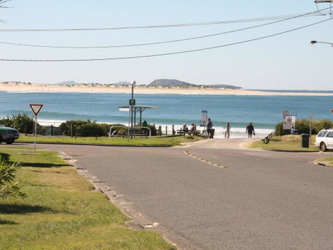 Seafaring @ Fingal Bay - Accommodation Burleigh 1