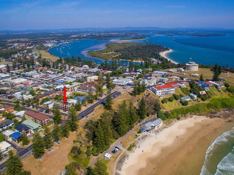 Seaspray 3 - Straight Across The Road From Main Beach Yamba - Accommodation Burleigh 1